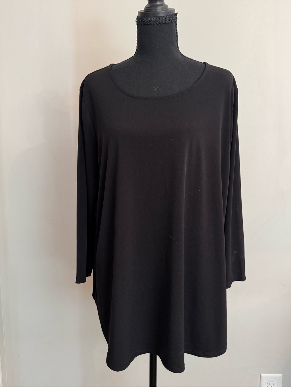 Susan Graver Black Scoop Neck Long Sleeve Tunic